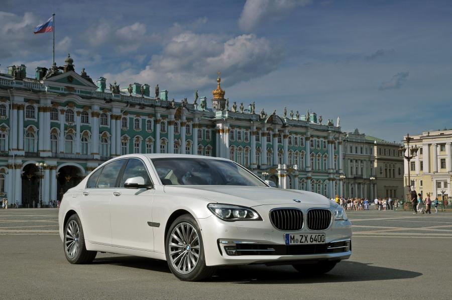  BMW 7-Series 2013 года  (фото 106 из 123)